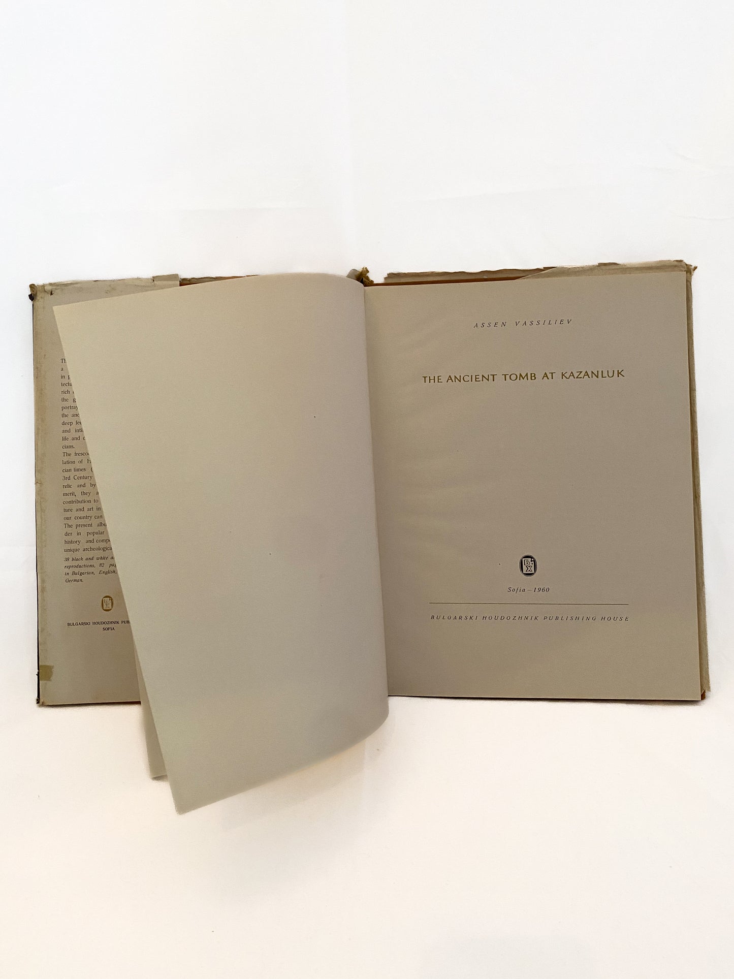 The Ancient Tomb at Kazanluk, Vassiliev