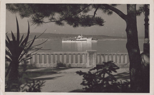 Ship II, Crikvenica