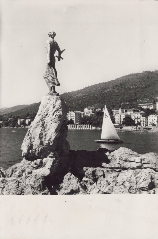 Opatija III